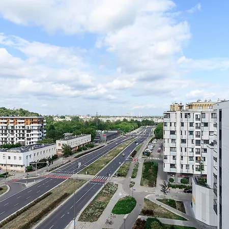 New House With Pool Near Апартаменти Варшава